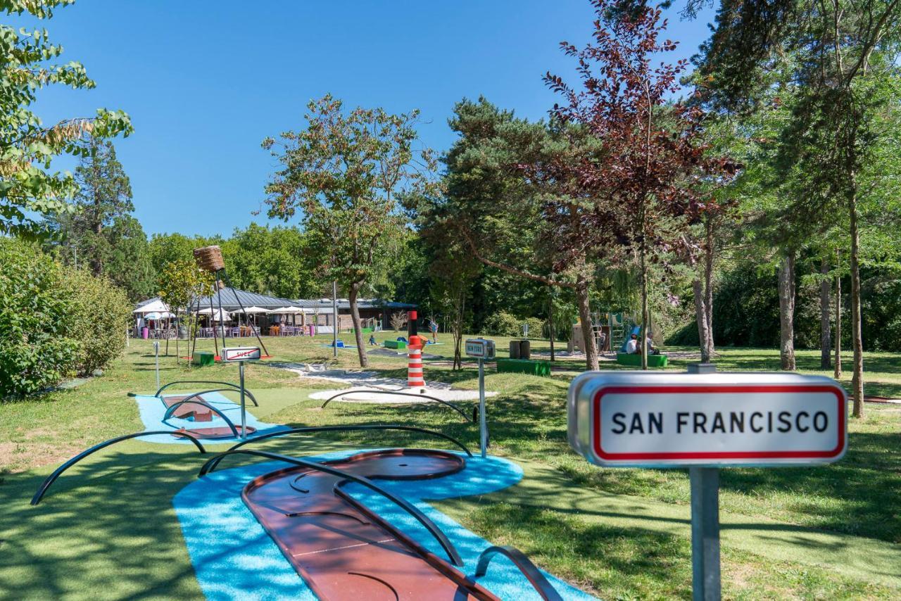 Nantes Camping Le Petit Port Hotel Ngoại thất bức ảnh